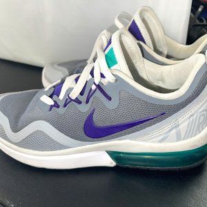 Womens Nike Air Max Fury Size 6